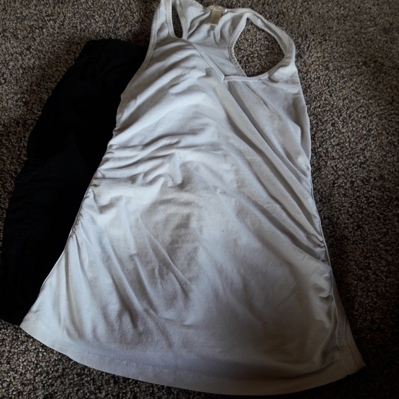 Capris & Top - Picture 2 of 2